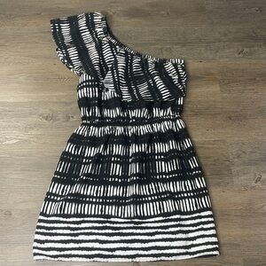 Express Women’s Ruffle One Shoulder Dress, black and white, size xs